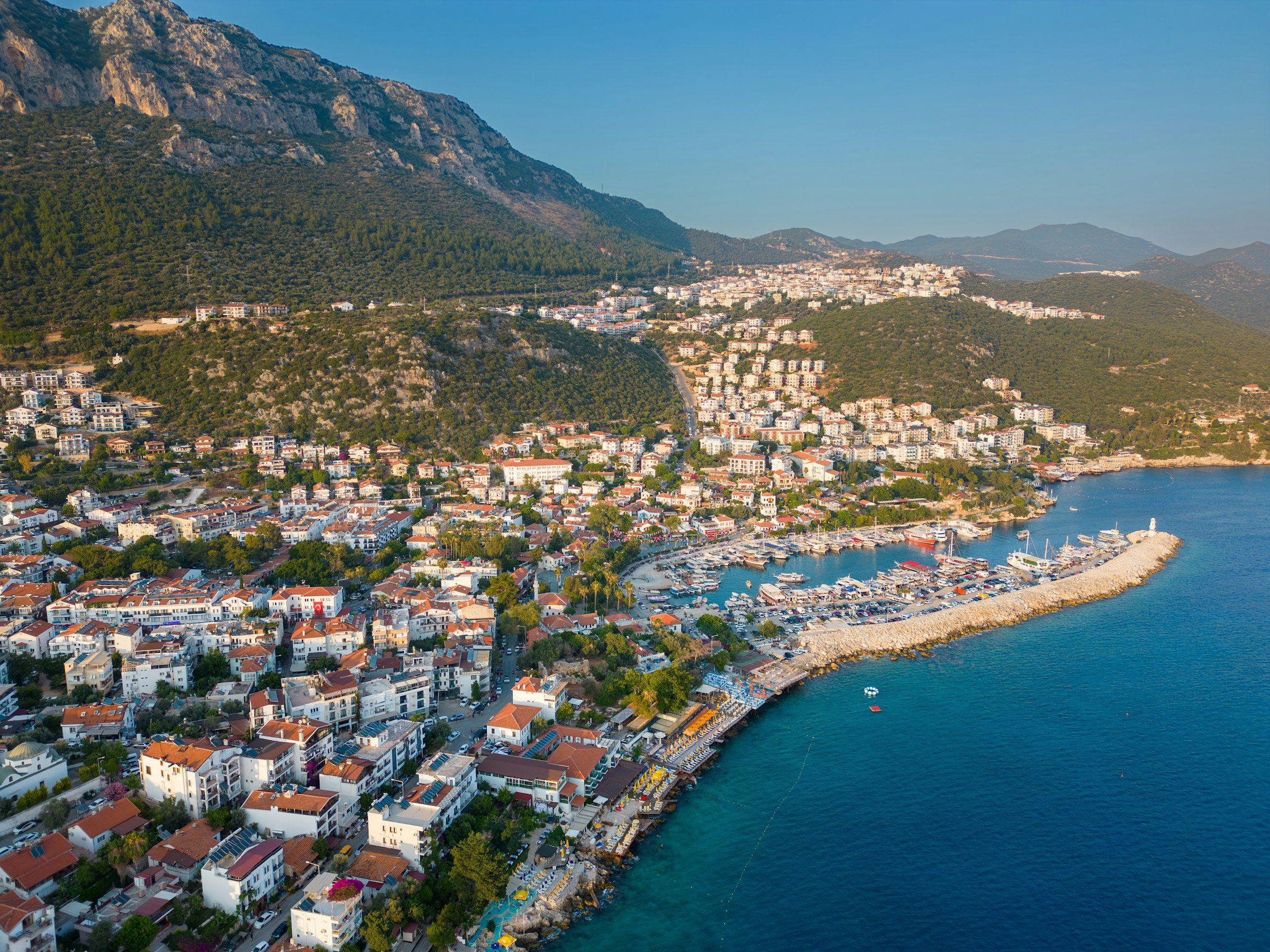 Kıyı kasabası Kaş'ın havadan görünümü